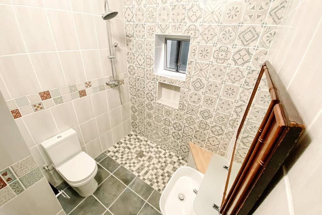 Le Grec Wine Tram Apartment Franschhoek Bagian luar foto